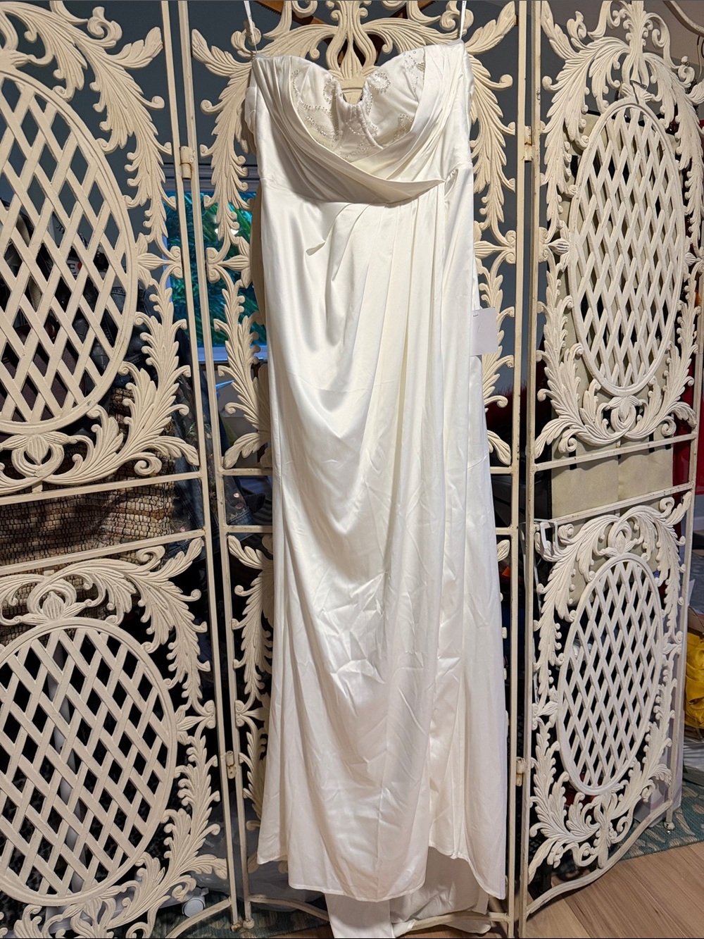 Lulu's Ivory Strapless Wedding Gown
